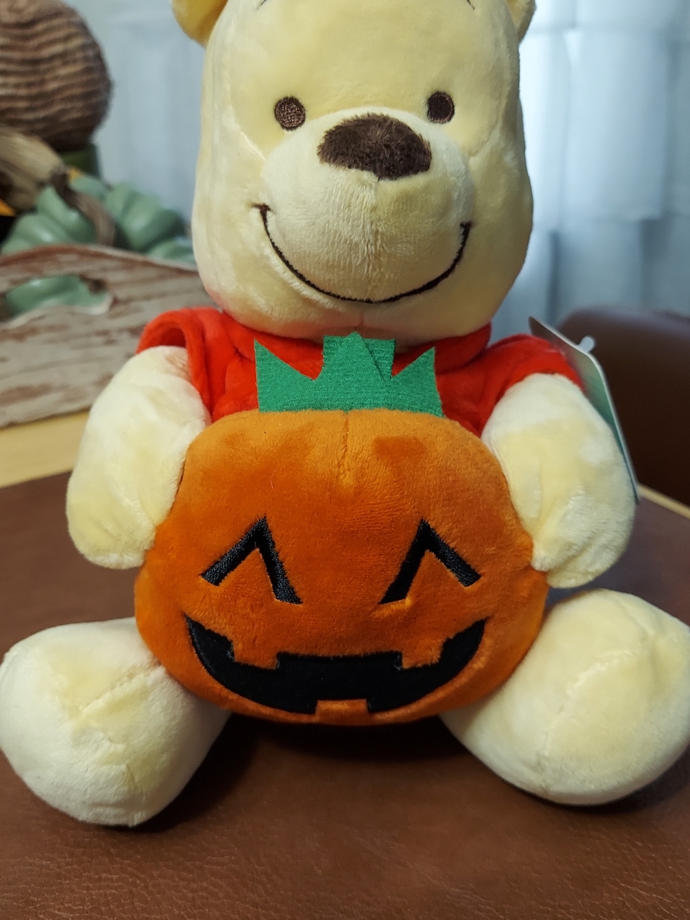 Disney Winnie-the-Pooh Halloween plush toy 11" x 6 New